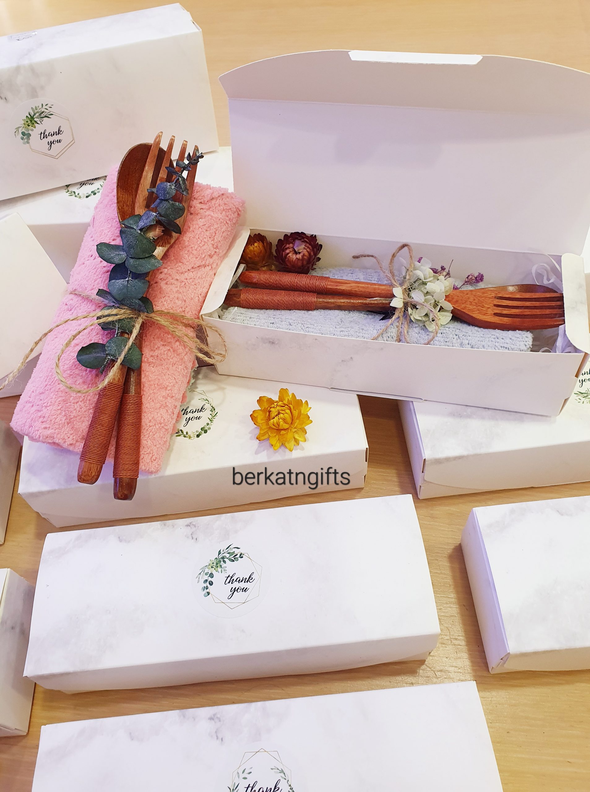 Wooden Fork & Spoon With Towel Set - Image 3