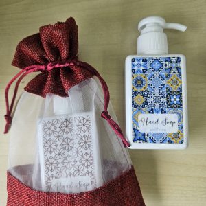 100ml hand soap bottle with burlap pouch