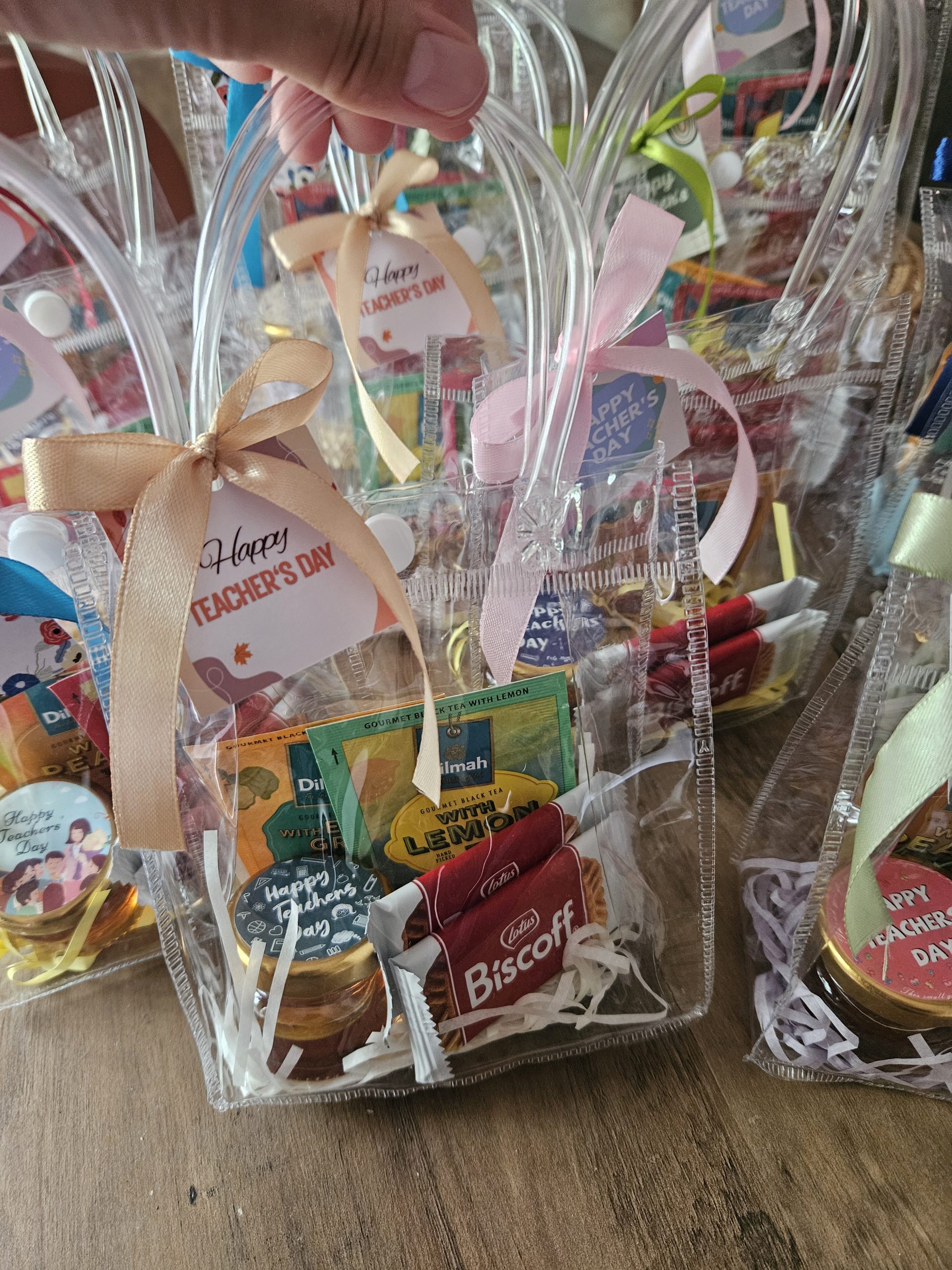 Tea & honey gift bags
